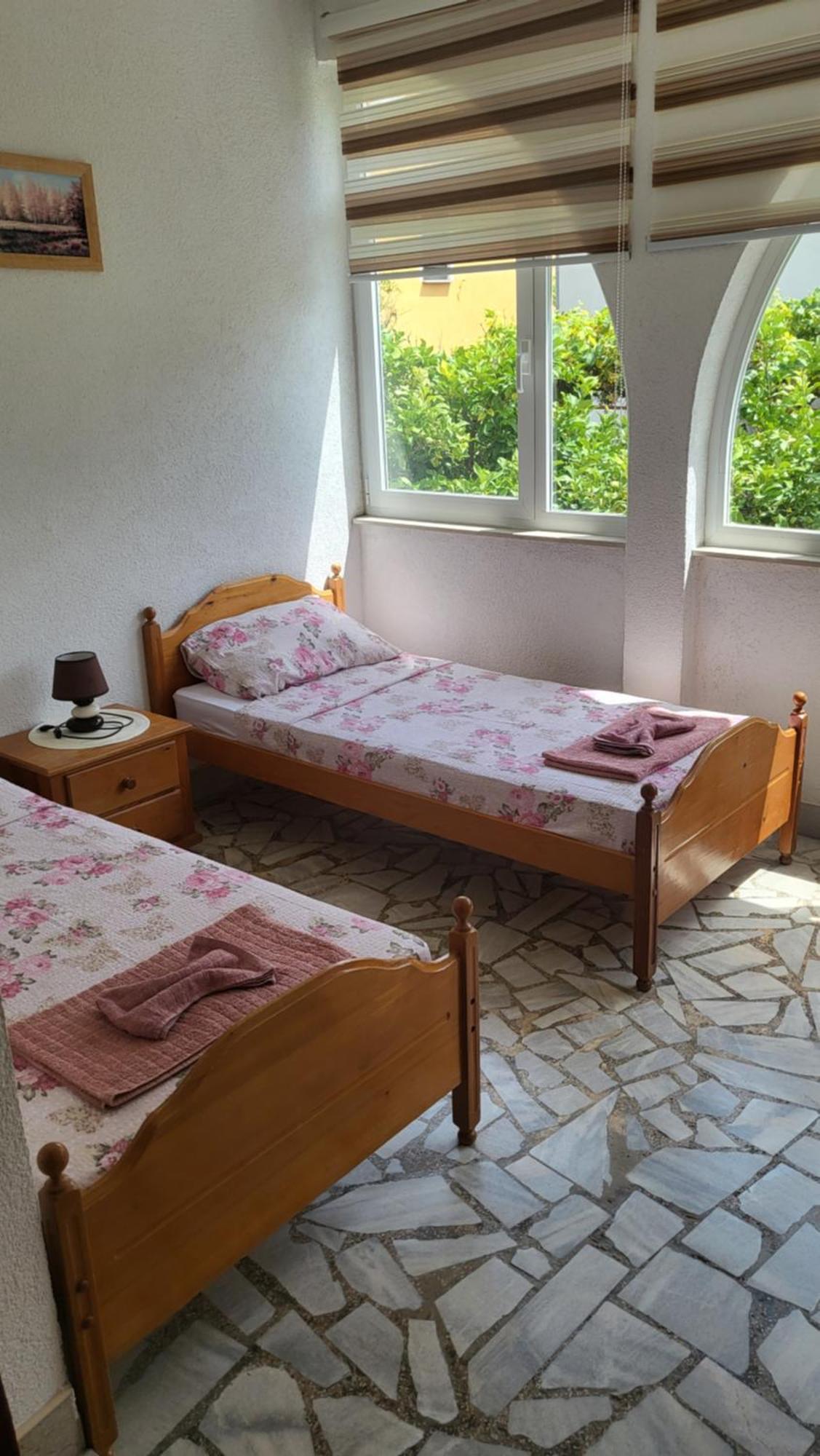 Apartments Alma Orebić Szoba fotó